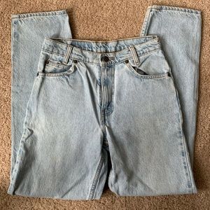 Women’s LEVI’S jeans / light wash